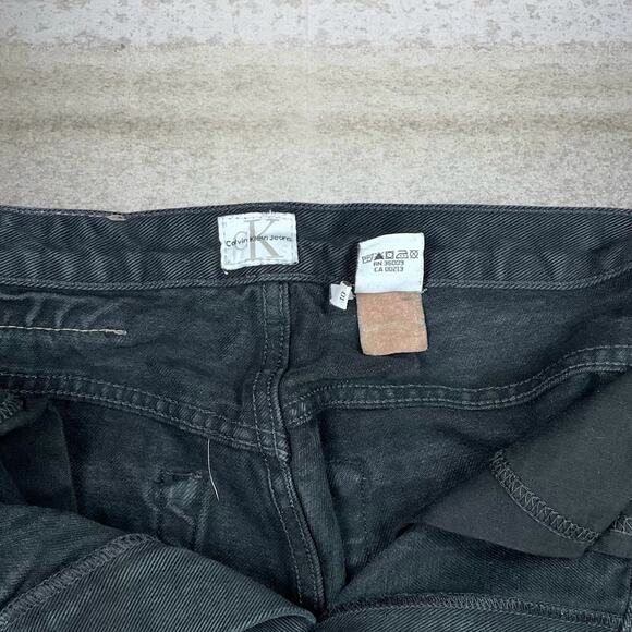 Calvin Klein Jeans Regular Straight Leg Fit Jet Black Wash Denim Distressed - Picture 4 of 4